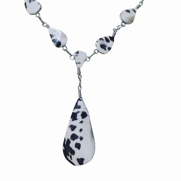 Dalmatian Mother of Pearl Necklace Wire Wrapped Teardrop Pendant 24 Inch Silver - Picture 1 of 12